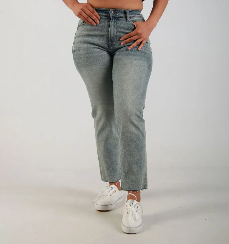 LADIES DENIM JEANS WITH RAW HEM – VINTAGE